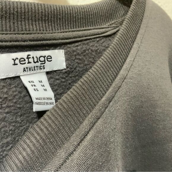 Refuge athletics  Boston Crewneck Sweatshirt sz medium - Picture 5 of 8